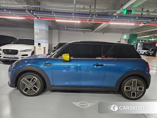 Mini Cooper Electric 2023 Синий из Кореи