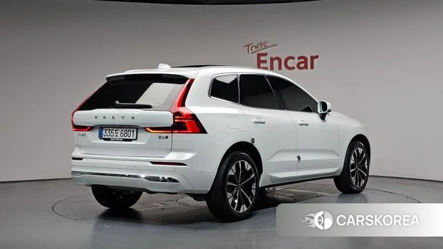 Volvo XC60 second Generation 2025 Белый из Кореи