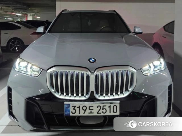 BMW X5 (G05) 2026 Серебристо-серый из Кореи