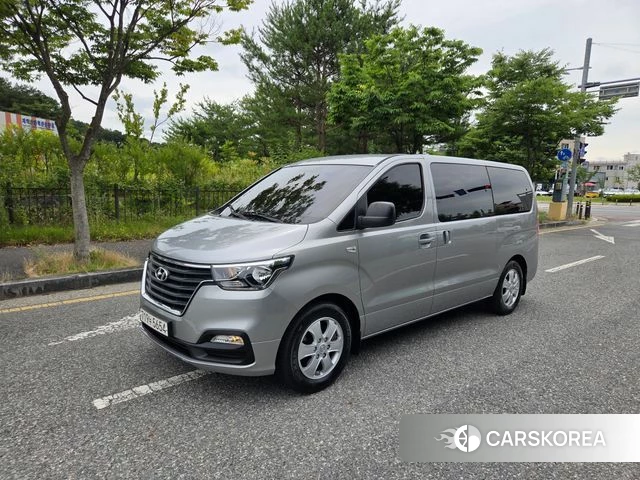 Hyundai The New Grand Starex 2020 Серый из Кореи