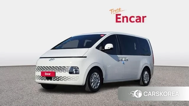 Hyundai Staria 2023 Белый из Кореи