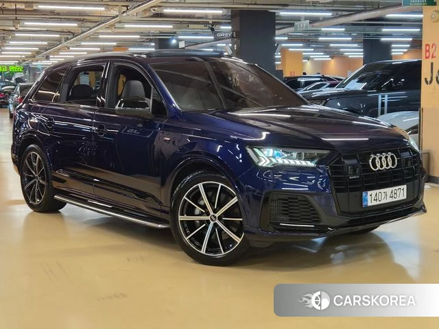 Audi Q7 (4M) 2021 Синий из Кореи