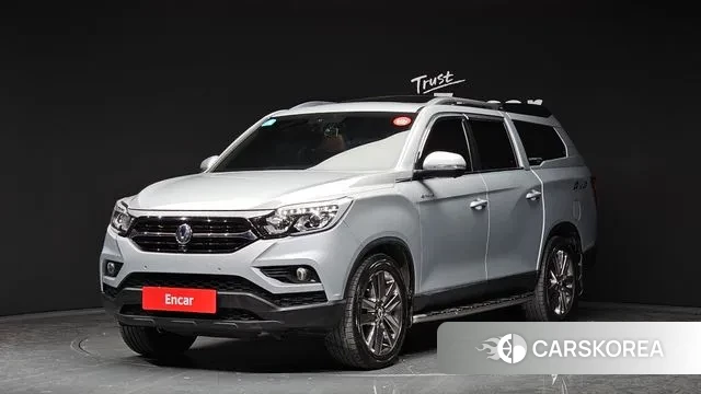 Ssangyong Rexton Sports 2018 Серебристо-серый из Кореи