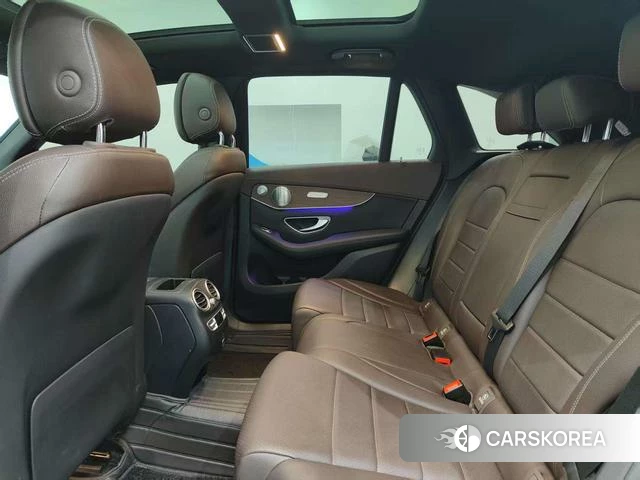 Mercedes-Benz GLC 2021 Серебристо-серый из Китая