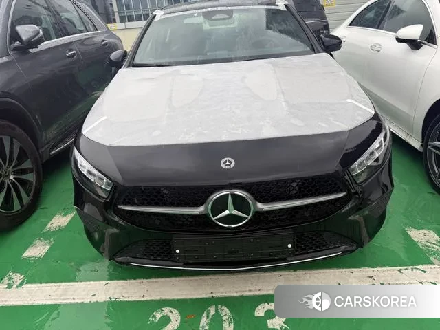 Mercedes-Benz A-Class W177 2025 Черный из Кореи