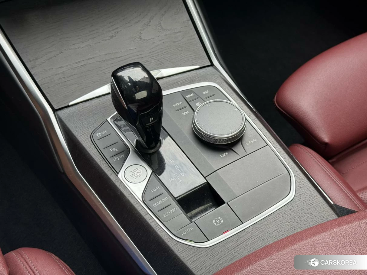 BMW 3 series 2021 Черный из Китая