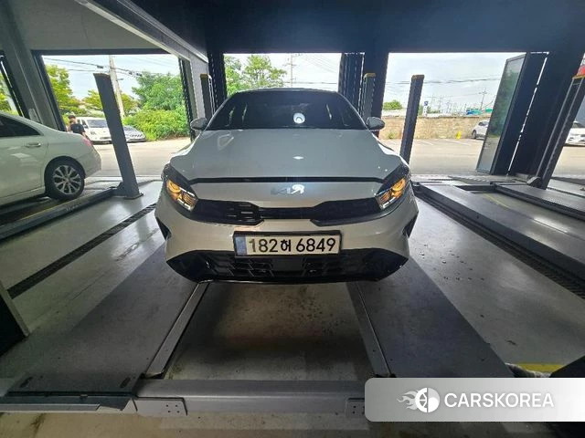 Kia The New K3 2nd generation 2022 Белый из Кореи