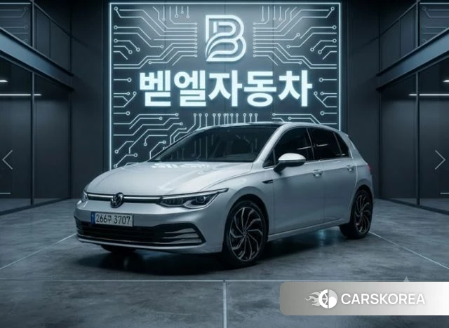 Volkswagen Golf 8th Generation 2022 Серебряный из Кореи
