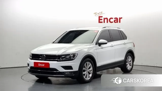 Volkswagen Tiguan second Generation 2020 Белый из Кореи
