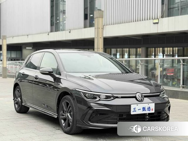 Volkswagen Golf 2022 Черный из Китая