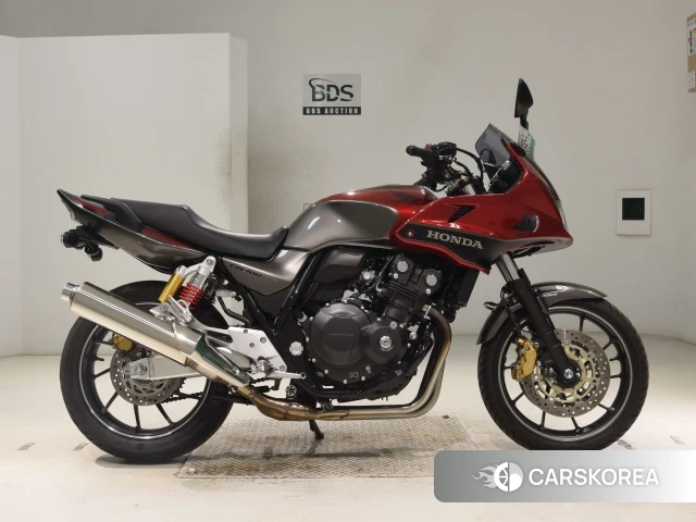 Проданный Honda CB400SF BOLDOR 2017 из Японии, фото 3