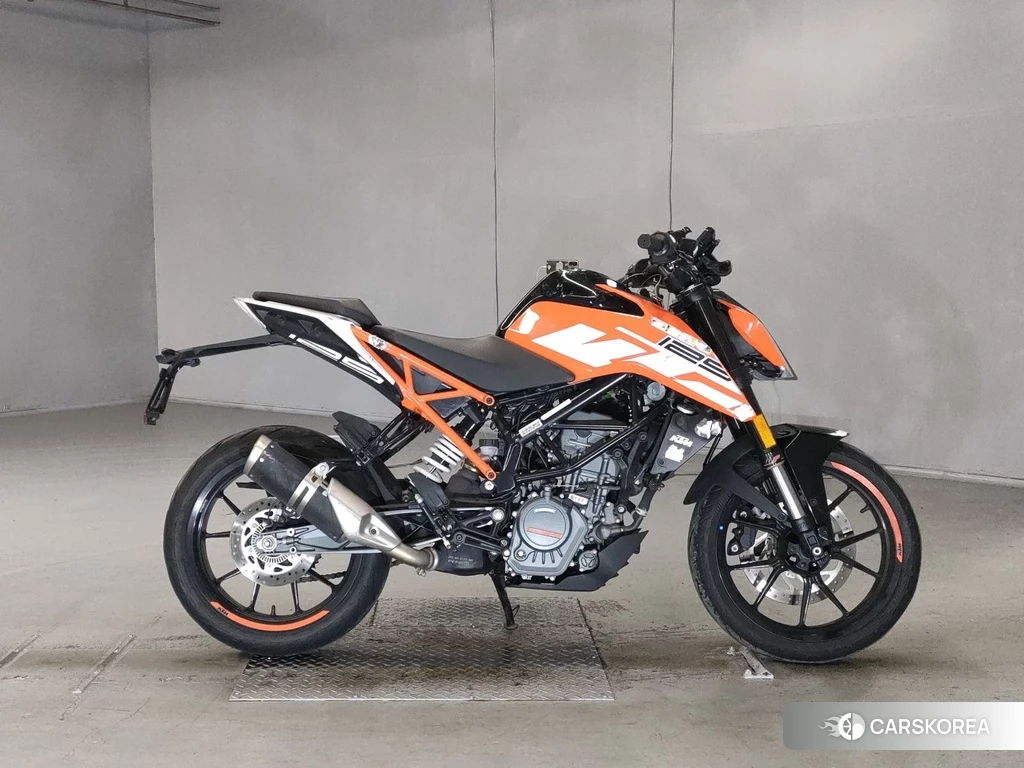 Проданный KTM 125 DUKE 2017 из Японии