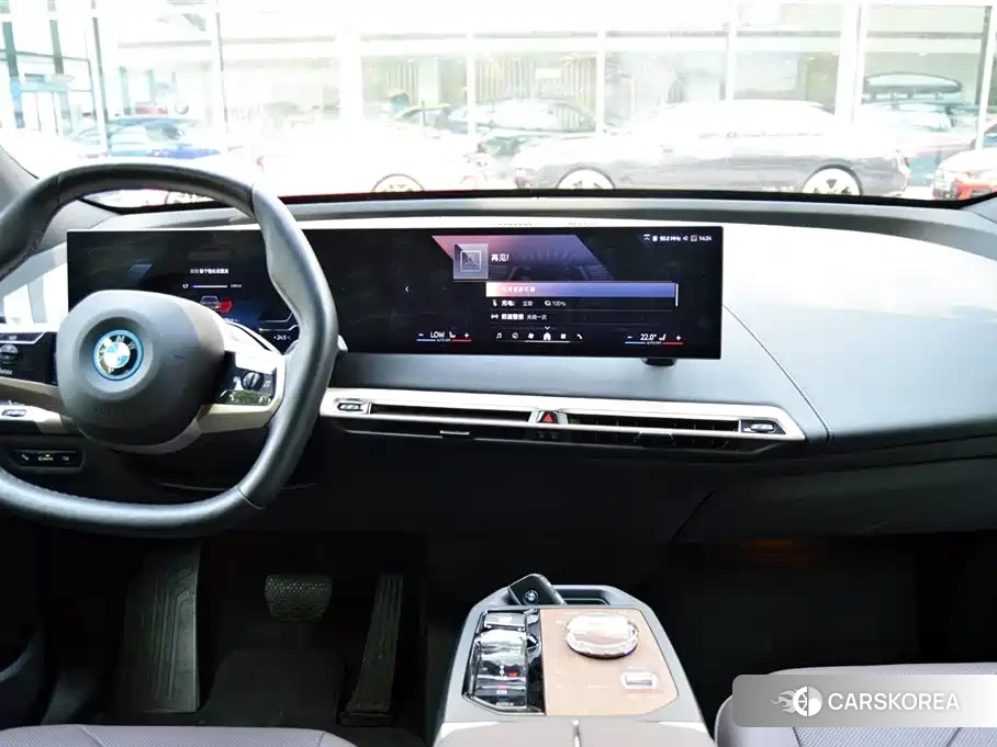 BMW iX 2025 Silver/gray из Китая, фото 2