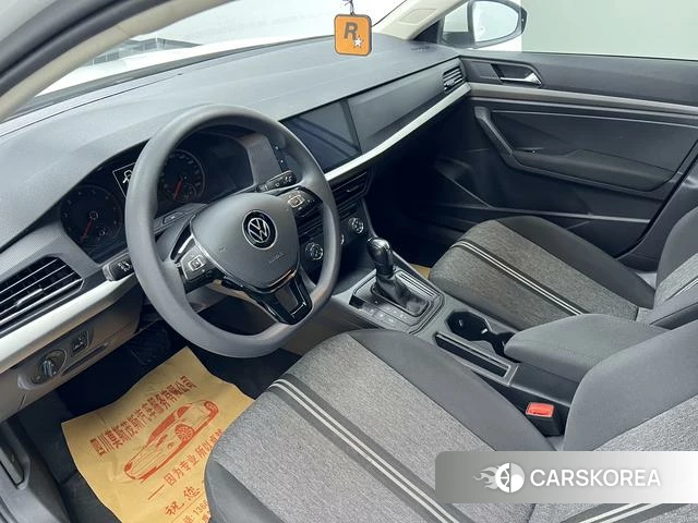 Volkswagen Lavida 2022 Белый из Китая