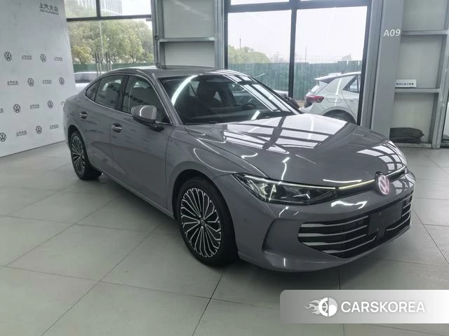 Volkswagen Passat 2024 Фиолетовый из Китая