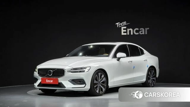 Volvo S60 3rd generation 2023 Белый из Кореи