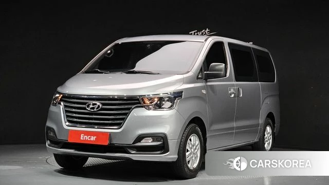 Hyundai The New Grand Starex 2018 Серый из Кореи