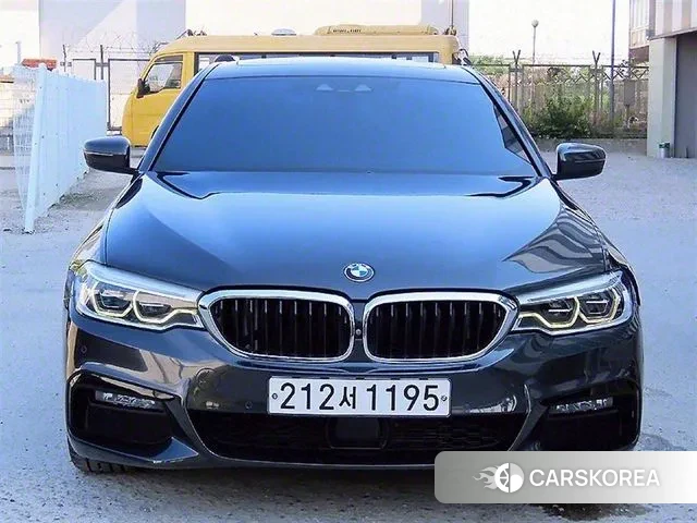 BMW 5 Series (G30) 2019 Серый из Кореи