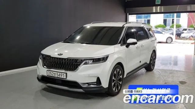 Kia Carnival 4th generation 2020 Белый из Кореи
