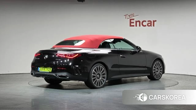 Mercedes-Benz CLE-Class C236 2025 Черный из Кореи