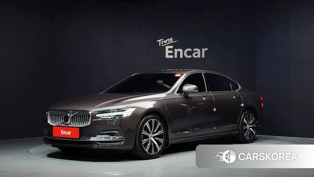 Volvo S90 2022 Серый из Кореи