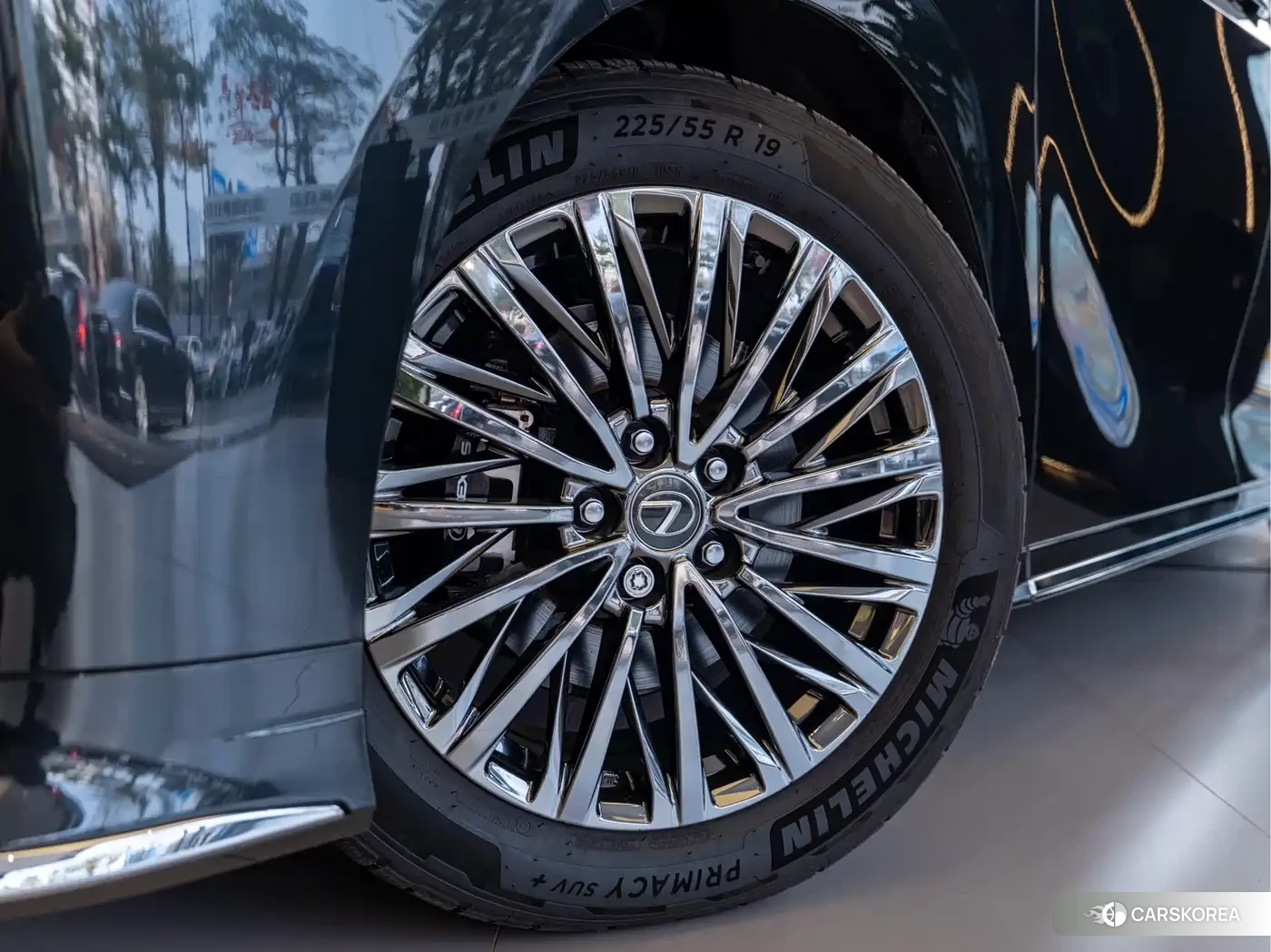 Lexus LM 2026 Черный из Китая