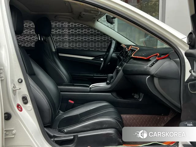 Honda Civic 2021 Белый из Китая