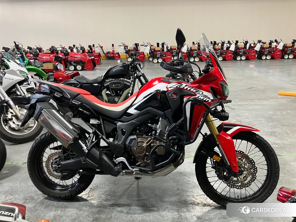 Проданный Honda CRF1000L AFRICA TWIN 2017 из Японии