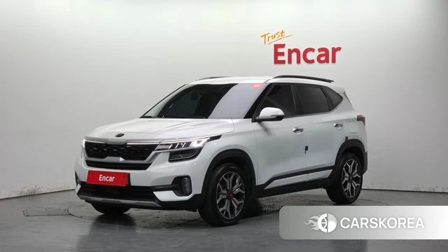 Kia Seltos 2021 Белый из Кореи