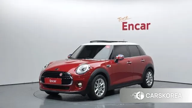 Mini Cooper D 2018 Красный из Кореи