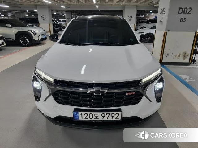 Chevrolet (GM Daewoo) Trax Crossover 2023 Белый из Кореи
