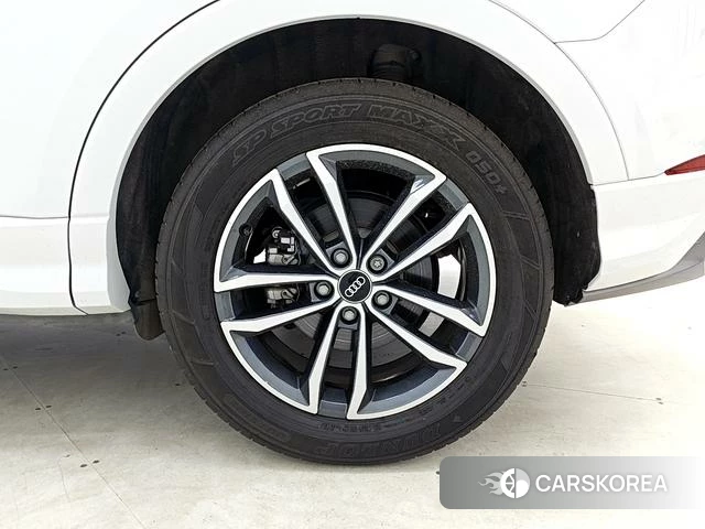 Audi Q3 2022 Белый из Китая