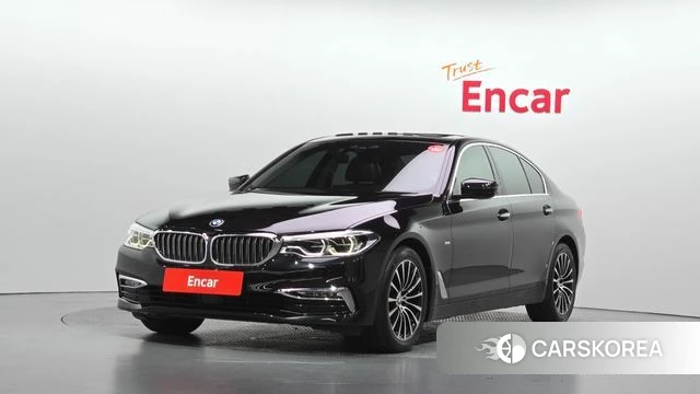BMW 5 Series (G30) 2018 Черный из Кореи