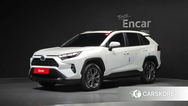 Toyota RAV4 5th Generation 2023 Белый из Кореи