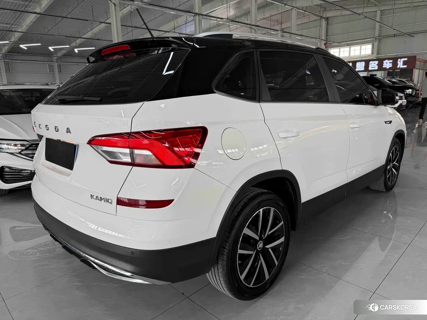 Skoda Komick 2023 Белый из Китая, фото 2