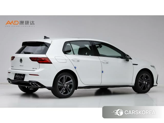 Volkswagen Golf 2023 Белый из Китая