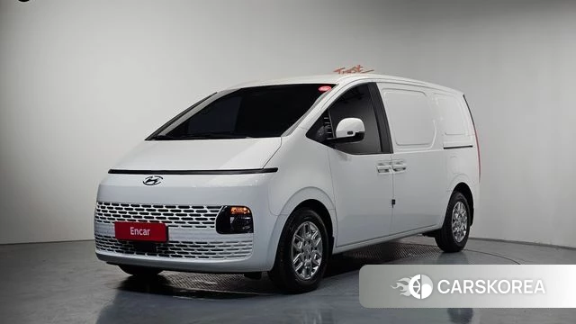 Hyundai Staria 2022 Белый из Кореи