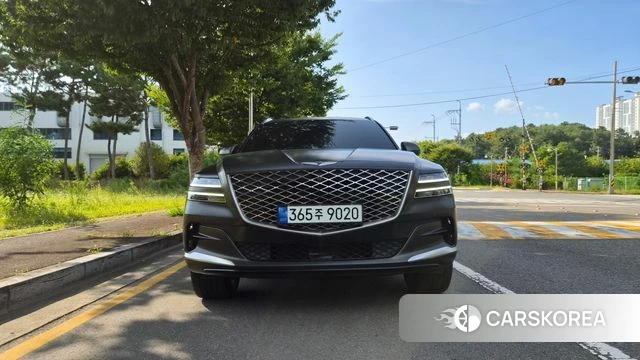 Genesis GV80 2023 Серебристо-серый из Кореи