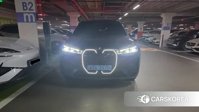 BMW iX 2023 Серый из Кореи