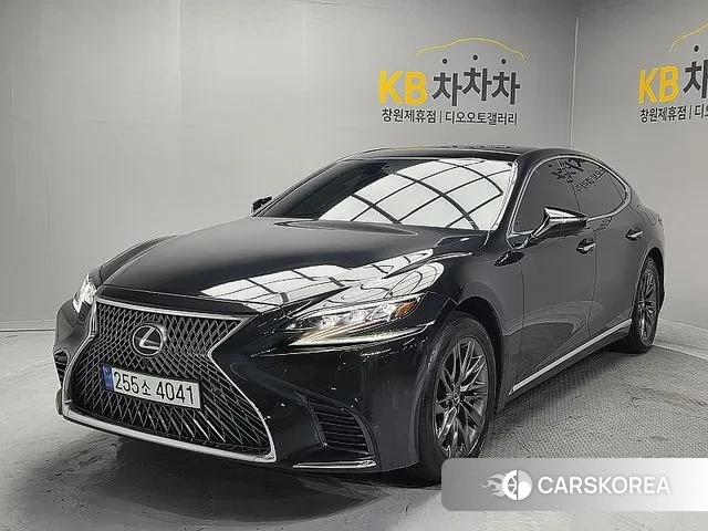 Lexus LS500 5th generation 2018 Черный из Кореи