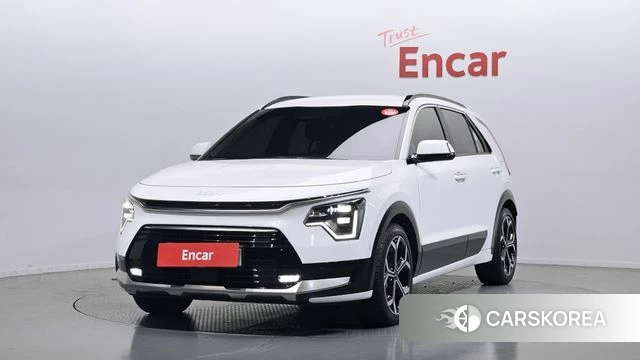 Kia Di Ol Nu Niro 2022 Белый из Кореи