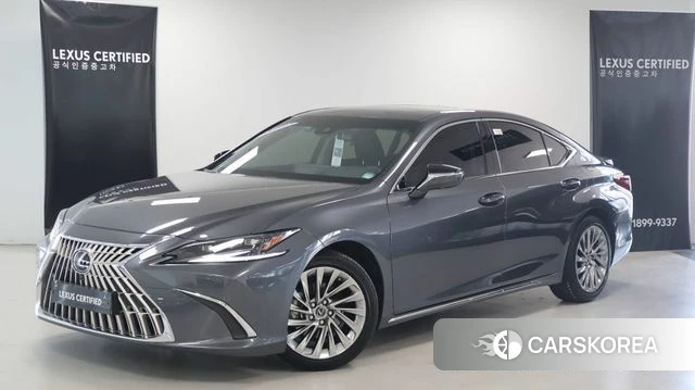 Lexus ES300h 7th generation 2025 Серый из Кореи