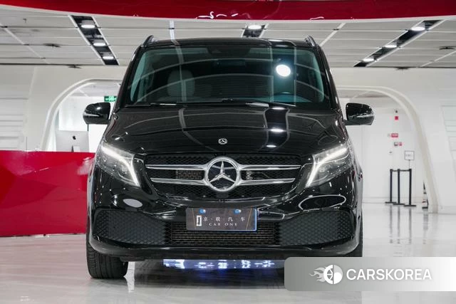 Mercedes-Benz V-class 2023 Черный из Китая
