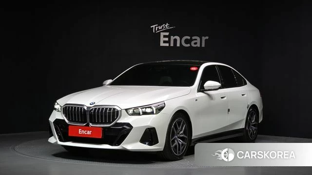 BMW 5 Series (G60) 2024 Белый из Кореи