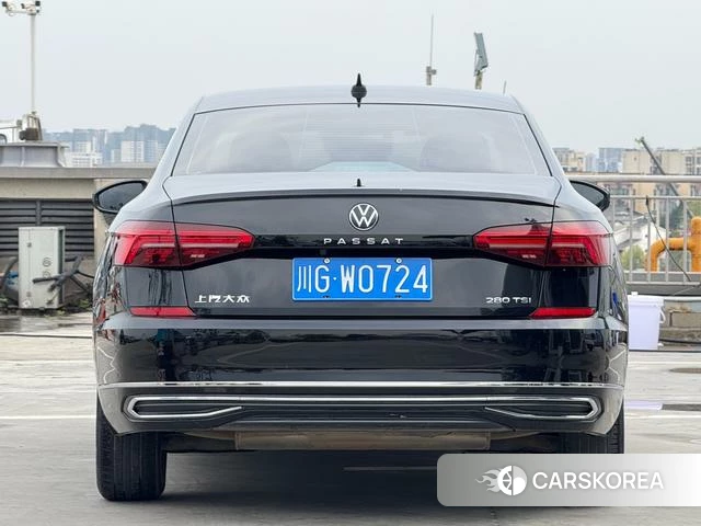 Volkswagen Passat 2021 Черный из Китая