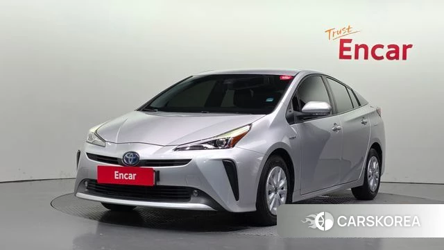 Toyota Prius 4th Generation 2022 Серебряный из Кореи