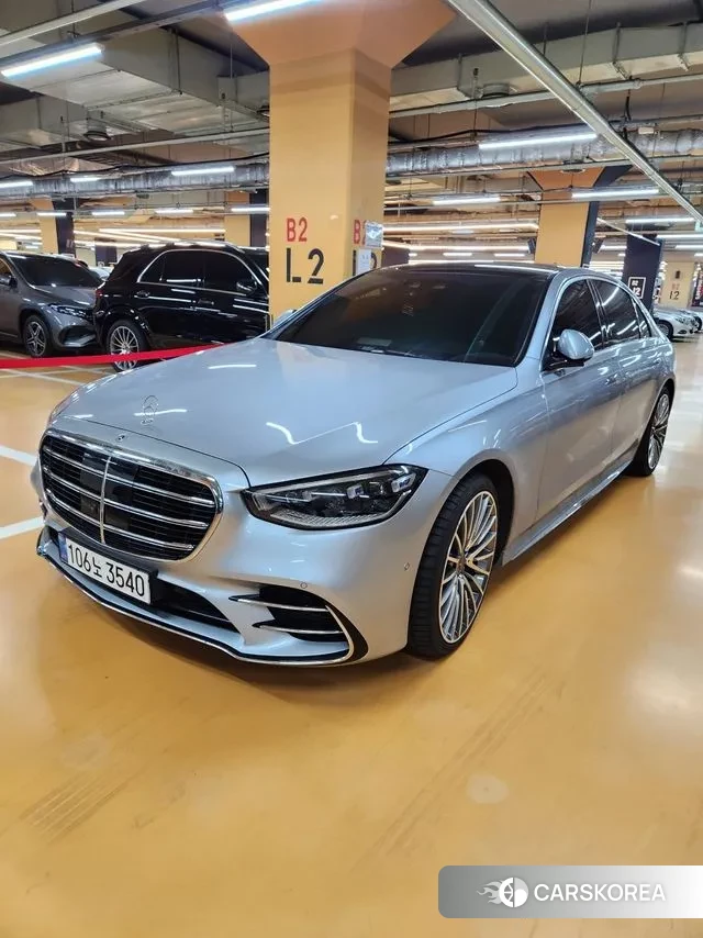 Mercedes-Benz S-Class W223 2023 Цвет галактики из Кореи