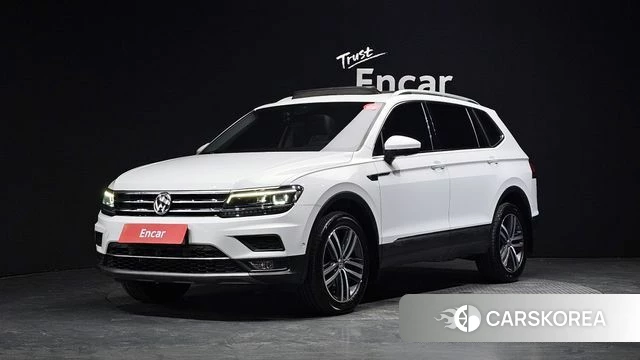 Volkswagen Tiguan Allspace 2020 Белый из Кореи