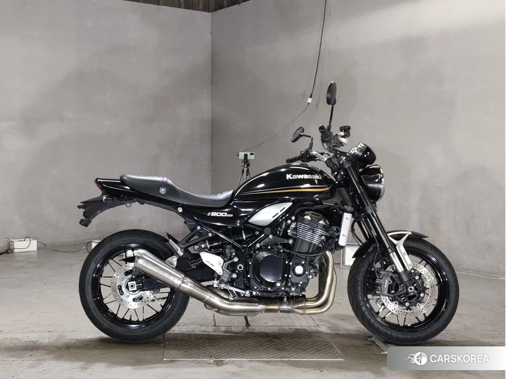Проданный Kawasaki Z900RS 2019 из Японии