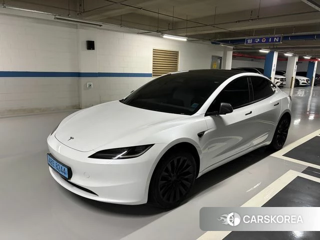 Tesla Model 3 2024 Белый из Кореи